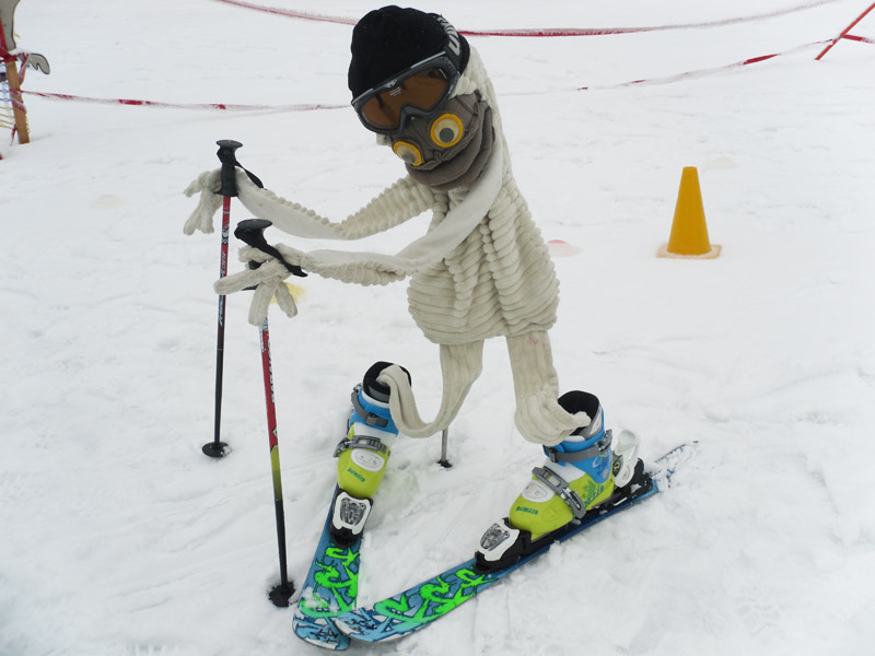 dummie op de ski-s